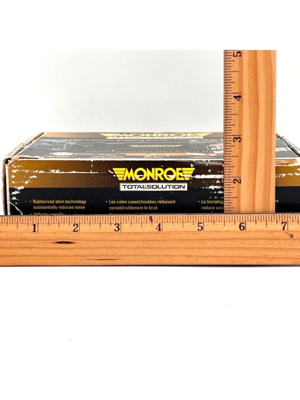Monroe CX1391 Ceramic Rear Brake Pads With Abutment Kit New In Box Toyota Lexus - Picture 10 of 16